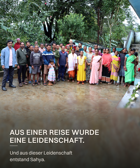 Gruppenfoto in Indien – Aus einer Reise wurde eine Leidenschaft. Und aus dieser Leidenschaft entstand Sahya.